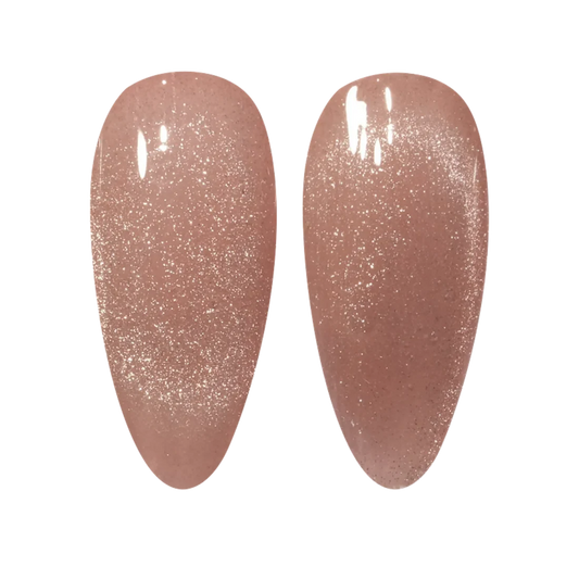 DND DC 9D Creamy Cat Eye 32