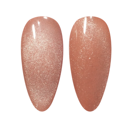 DND DC 9D Creamy Cat Eye 33